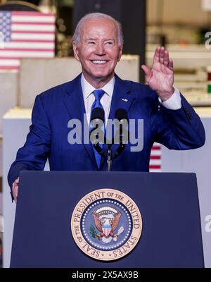 Sturtevant, États-Unis. 08 mai 2024. Le président Joe Biden prend la parole au Gateway Technical College de Sturtevant, Wisconsin, le mercredi 8 mai 2024. Biden a annoncé que Microsoft prévoit d'investir 3,3 milliards de dollars pour créer un centre d'intelligence artificielle à proximité de racine, Wisconsin. Photo de Tannen Maury/UPI crédit : UPI/Alamy Live News Banque D'Images