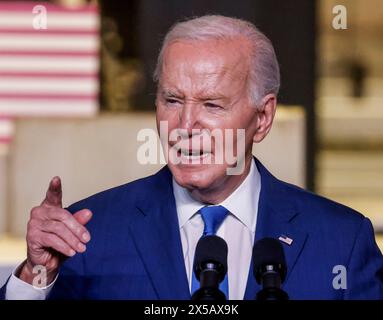 Sturtevant, États-Unis. 08 mai 2024. Le président Joe Biden prend la parole au Gateway Technical College de Sturtevant, Wisconsin, le mercredi 8 mai 2024. Biden a annoncé que Microsoft prévoit d'investir 3,3 milliards de dollars pour créer un centre d'intelligence artificielle à proximité de racine, Wisconsin. Photo de Tannen Maury/UPI crédit : UPI/Alamy Live News Banque D'Images