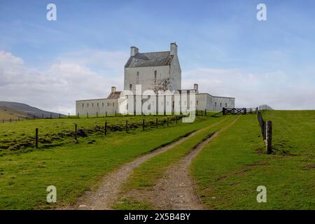 Le château de Corgarff est un château écossais isolé avec un mur d'enceinte en forme d'étoile dans les Cairngorms Highlands, Aberdeenshire, Écosse. Banque D'Images