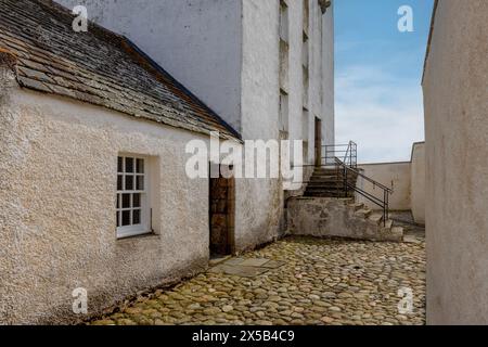 Le château de Corgarff est un château écossais isolé avec un mur d'enceinte en forme d'étoile dans les Cairngorms Highlands, Aberdeenshire, Écosse. Banque D'Images