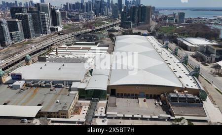 Enercare centre vu d'en haut - vue aérienne au-dessus du centre d'exposition de Toronto Canada - TORONTO, CANADA - 17 AVRIL 2024 Banque D'Images
