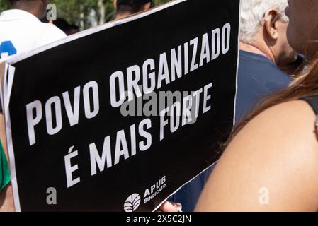 Salvador, Bahia, Brésil - 07 septembre 2019 : manifestations étudiantes lors de la célébration de la Journée de l'indépendance brésilienne. Salvador, Bahia. Banque D'Images