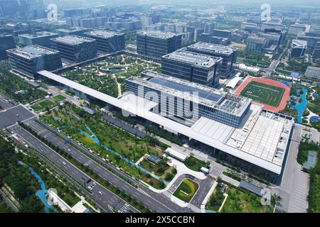 HANGZHOU, CHINE - 9 MAI 2024 - une photo aérienne montre le siège mondial d'Alibaba dans la ville de Hangzhou, province du Zhejiang, Chine, le 9 mai 2024. Alib Banque D'Images