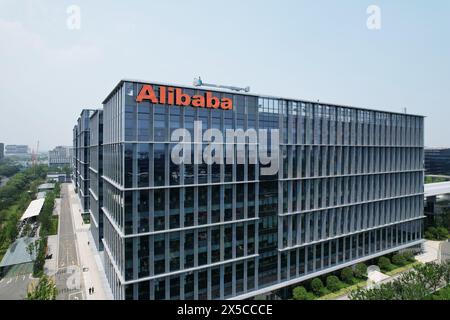 HANGZHOU, CHINE - 9 MAI 2024 - une photo aérienne montre le siège mondial d'Alibaba dans la ville de Hangzhou, province du Zhejiang, Chine, le 9 mai 2024. Alib Banque D'Images