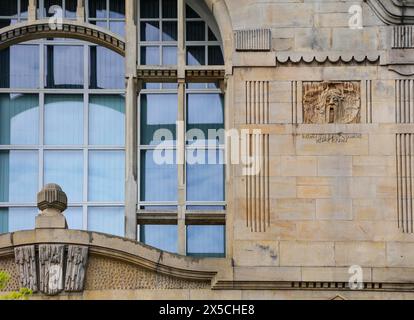 Ancienne Goseriedebad, piscine intérieure ouverte en 1905 dans le style néo-baroque et art nouveau, capitale de l'État Hanovre, basse-Saxe, Allemagne Banque D'Images