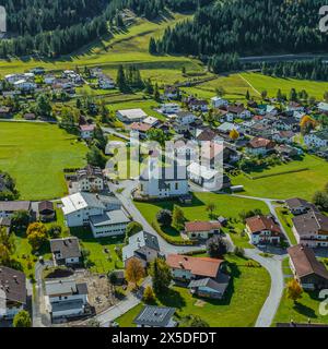 La région autour de la municipalité tyrolienne de Heiterwang dans la vallée de Zwischentoren par le haut Banque D'Images