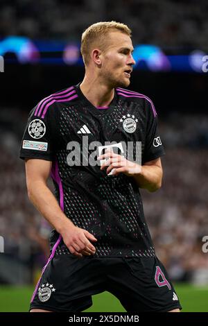Matthijs de Ligt, du FC Bayern München, regarde le match de deuxième manche en demi-finale de l'UEFA Champions League entre le Real Madrid et le FC Bayern München à l'Estadio Santiago Bernabeu le 08 mai 2024 à Madrid, en Espagne. (Photo de QSP) Banque D'Images