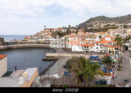 Vue panoramique sur Câmara de Lobos, Madère Banque D'Images