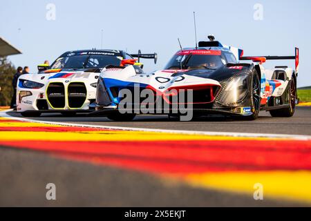 Stavelot, Belgique. 08 mai 2024. 20 VAN DER LINDE Sheldon (zaf), FRIJNS Robin (nld), RAST René (ger), BMW M Team WRT, BMW Hybrid V8 #20, Hypercar, 46 MARTIN Maxime (bel), ROSSI Valentino (ita), Al HARTHY Ahmad (omn) Team WRT, BMW M4 GT3 #46, LM GT3, WRT Family Picture lors des 6 heures de Spa-Francorchamps 2024 TotalEnergies, 3ème manche du Championnat du monde d'Endurance FIA 2024, du 8 au 11 mai 2024 sur le circuit de Spa-Francorchamps à Stavelot, Belgique - photo Julien Delfosse/DPPI crédit : DPPI Media/Alamy Live News Banque D'Images