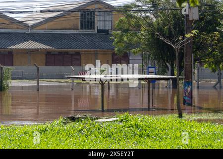 PORTO ALEGRE, BRÉSIL - 07 mai 2024 : inondations historiques dans le sud du Brésil. Banque D'Images