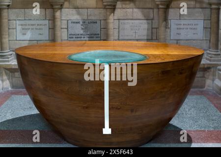 TRURO, CORNOUAILLES, ROYAUME-UNI, 6 MAI. Vue intérieure de la cathédrale de Truro, Cornouailles, le 6 mai 2024. Banque D'Images