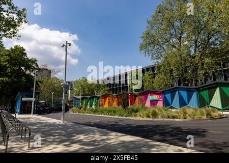 Londres, Royaume-Uni. 7 mai 2024. La nouvelle station de taxis de la gare d'Euston a été construite sur le site de l'ancien Euston Square Gardens East pour fournir 36 spac Banque D'Images
