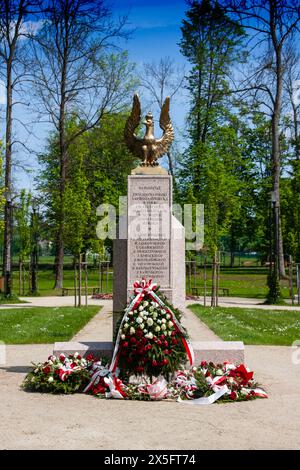 White Eagle Monument pour ceux qui ont été tués en 1014-1920. Pologne, Podlasie, Suprasl. Banque D'Images