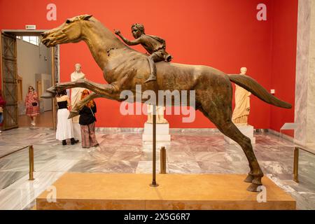 Le Jockey d'Artemision, Musée archéologique national, Athènes, Grèce. Banque D'Images