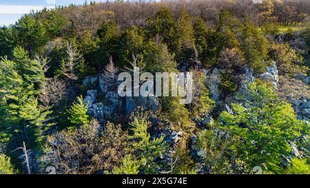 Photographie aérienne de l'East Bluff, Devils Lake State Park, près de Baraboo, comté de Sauk, Wisconsin, États-Unis. Banque D'Images