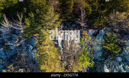 Photographie aérienne de l'East Bluff, Devils Lake State Park, près de Baraboo, comté de Sauk, Wisconsin, États-Unis. Banque D'Images