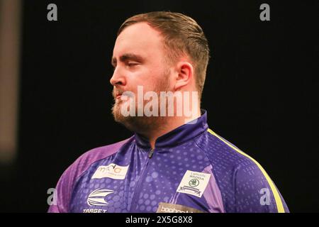 Leeds, Royaume-Uni. 09 mai 2024. Luke Littler Dejection lors de la 2024 BetMGM premier League Darts, Night 15, Leeds à la First Direct Arena, Leeds, Angleterre, Royaume-Uni le 9 mai 2024 crédit : Every second Media/Alamy Live News Banque D'Images