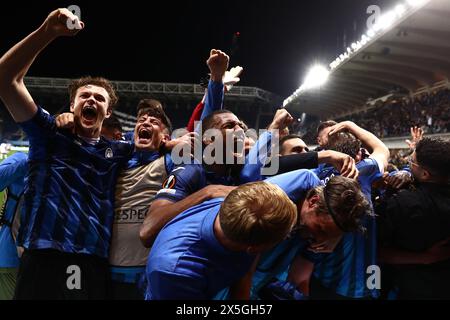 Bergame, Italie. 9 mai 2024. Les joueurs d'Atalanta BC célèbrent après que leur partenaire El Bilal Toure ait marqué pour donner une avance de 3-0 lors du match de l'UEFA Europa League au Gewiss Stadium de Bergame. Le crédit photo devrait se lire : Jonathan Moscrop/Sportimage crédit : Sportimage Ltd/Alamy Live News Banque D'Images