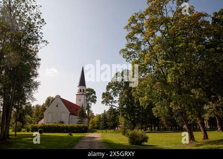 Photo de l'église évangélique luthérienne Sigulda, ou Siguldas Evaņgeliski luteriska baznica à sigulda, lettonie. Banque D'Images