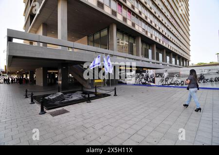 Monument marquant le lieu de l'assassinat du premier ministre Yitzhak Rabin le 4 novembre 1995. Tel-Aviv, Israël. Banque D'Images