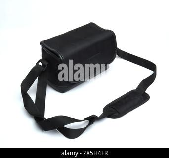 noir petit sac de transport ou trousse de toilette isolé sur fond blanc Banque D'Images