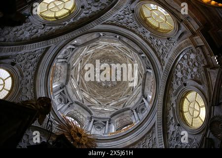 Chapelle du Saint Suaire. Dôme baroque de Guarino Guarini, XVIIe siècle. Turin. Italie. Banque D'Images