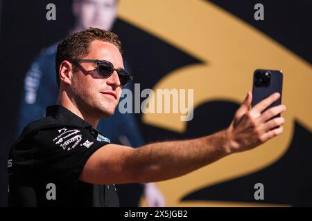 Berlin, Allemagne. 09 mai 2024. VANDOORNE Stoffel (bel), DS Penske, DS E-TENSE FE23, portrait lors de l'ePrix de Berlin 2024, 7e meeting du Championnat du monde ABB FIA Formula E 2023-24, sur le circuit Tempelhof Airport Street du 10 au 12 mai 2024 à Berlin, Allemagne - photo Eric Alonso/DPPI crédit : DPPI Media/Alamy Live News crédit: DPPI Media/Alamy Live News Banque D'Images