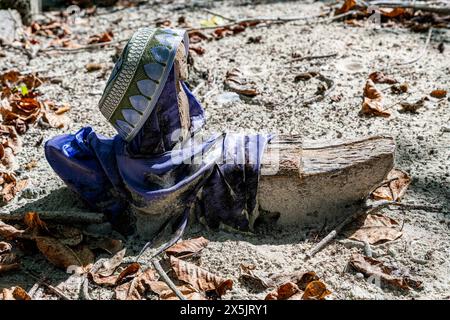 Cimetière traditionnel, Grande île Santa Cruz, Zamboanga, Mindanao, Philippines, Asie du Sud-est, Asie Copyright : MichaelxRunkel 1184-10932 Banque D'Images