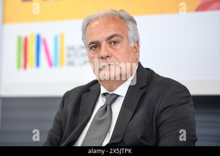 Torino, Italie. 10 mai 2024. Roberto Salis durante la 36esima edizione del Salone del Libro a Torino, Italia - Cronaca - Venerdi 10 Maggio 2024 - ( photo Alberto Gandolfo/LaPresse ) Roberto Salis lors de la 36ème édition de la Foire du livre à Turin, Italie - vendredi 4 mai 2024 - Actualités - ( photo Alberto Gandolfo/LaPresse ) crédit : LaPresse/Alamy Live News Banque D'Images