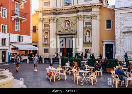 Nice, France - 12 novembre 2023 : Cathédrale de Nice (en français : Sainte-Reparate de Nice), cathédrale catholique située dans la partie ancienne de la ville de Nice, i Banque D'Images