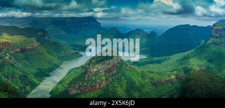 Vue d'un ciel sombre au-dessus du canyon de Blyde River, Province de Mpumalanga, Afrique du Sud, Afrique Copyright : FrankxFell 844-33151 Banque D'Images