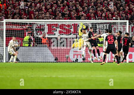 Leverkusen, Allemagne. 09 mai 2024. Bay Arena, 09.05.24 : propre but de Gianluca Mancini (23 Roma) lors du match de deuxième manche de la demi-finale de l'UEFA Europa League entre L'AS Roma et le Bayer 04 Leverkusen au Bay Arena de Leverkusen, Allemagne. Soccer (Cristiano Mazzi/SPP) crédit : SPP Sport Press photo. /Alamy Live News Banque D'Images