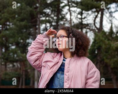 Portrait of Girl in park Banque D'Images