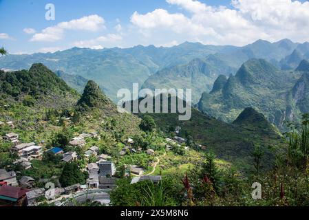 Paysages le long du géoparc mondial de Dong Van, ma Pi Leng, Ha Giang, Vietnam Banque D'Images