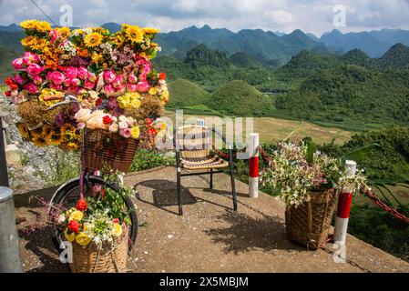 Twin Mountains from Quan Ba Heaven Gate, Tam son, Ha Giang, Vietnam Banque D'Images