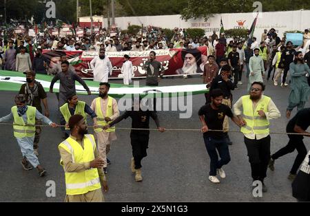 Gujranwala, Pakistan. 10 mai 2024. Des militants de Tehreek-e-Labbaik (TLP) organisent un rassemblement de protestation du Tibet Centre au Karachi Press Club contre la profanation du Saint Coran en Suède, à Karachi le vendredi 10 mai 2024. Crédit : Pakistan Press International (PPI)/Alamy Live News Banque D'Images