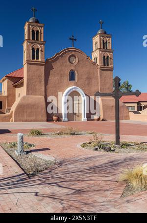 Old San Miguel Mission, fondée en 1598, (la plus ancienne église des États-Unis) Socorro, Nouveau-Mexique, États-Unis Banque D'Images