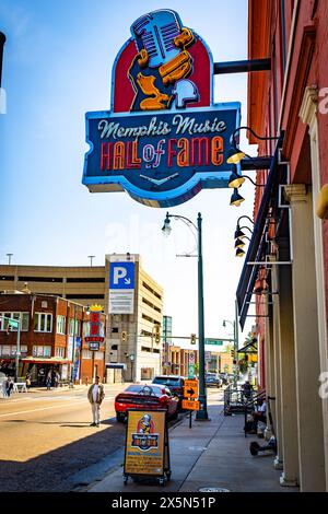 Emblématique Hall of Fame Memphis Street signe sur Beale Street le jour à Memphis Tennessee Banque D'Images