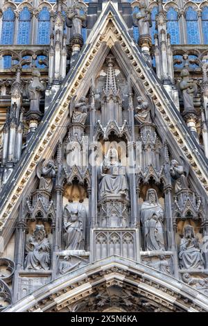 Les détails de l'extérieur de la cathédrale de Cologne Banque D'Images