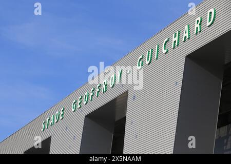 Stade Geoffroy Guichard, Saint-Etienne, France. 10 mai 2024. Football français de Ligue 2, COMME Saint-Etienne contre Rodez ; l'extérieur du stade crédit : action plus Sports/Alamy Live News Banque D'Images