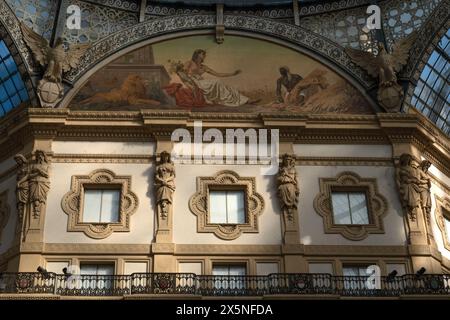 Galleria Vittorio Emanuele II, galerie marchande couverte, Quadrilatero della Moda Centro Storico district Milan, Italie Banque D'Images