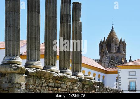 Le temple romain à Evora (Templo Romano, aussi appelé Temple de Diane), Portugal Banque D'Images