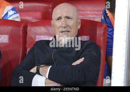 Bari, Italie. 10 mai 2024. Rolando Maran (Brescia Calcio) pendant SSC Bari vs Brescia Calcio, match de football italien Serie B à Bari, Italie, 10 mai 2024 crédit : Agence photo indépendante/Alamy Live News Banque D'Images