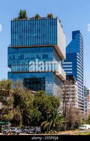 Architecture moderne, Santiago, Chili, Amérique du Sud. Banque D'Images