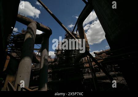 ZAPORIZHZHIA, UKRAINE - 03 MAI 2024 - Haut fourneau non. 3 est vu dans les locaux de Zaporizhstal Iron and Steel Works, Zaporizhzhia, sud-est de l'Ukraine Banque D'Images