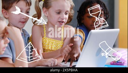 Image des icônes de l'école au-dessus de divers écoliers dans la salle de classe Banque D'Images