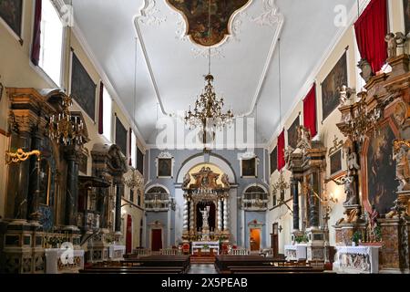 Dubrovnik, Croatie - 25 juillet 2023 : franciscain de la célèbre église et monastère de Dubrovnik, région de Dalmatie, Croatie Banque D'Images