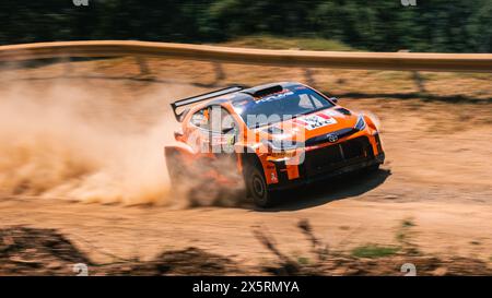 WRC2 Rallye Portugal - SS6 Lousã - Georg Linnamäe et James Morgan - Toyota GR Yaris Rally2 - Panning Shot Banque D'Images