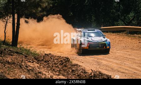 WRC2 Rallye Portugal - SS6 Lousã - Jan Solans et Rodrigo Sanjuan - Toyota GR Yaris Rally2 - tir de la voiture 28 après virage Banque D'Images