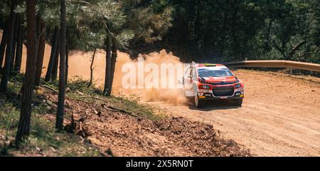 WRC2 Rallye Portugal - SS6 Lousã - Marco Bulacia et Diego Vallejo - Citroën C3 Rally2 - Corner Shot Banque D'Images